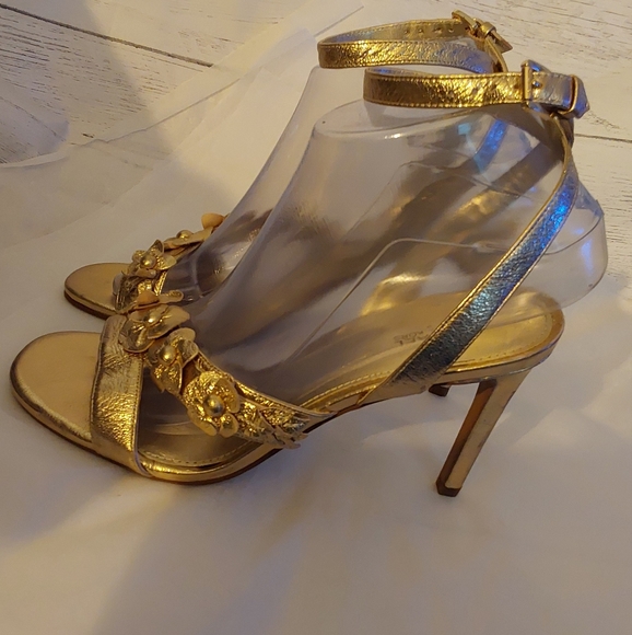 Michael Kors Sandal - Picture 3 of 5